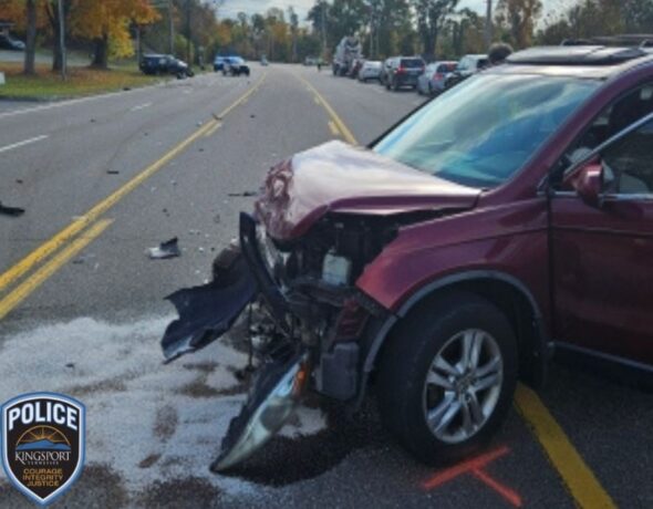 One driver dead after two-vehicle crash in Kingsport