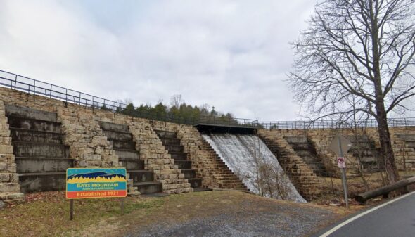 State review says former Bays Mountain Park programmer diverted dollars from parking fees